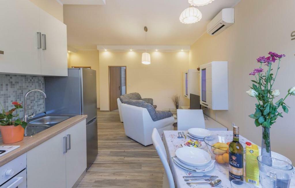 Apartments Klaudija Пула Екстер'єр фото