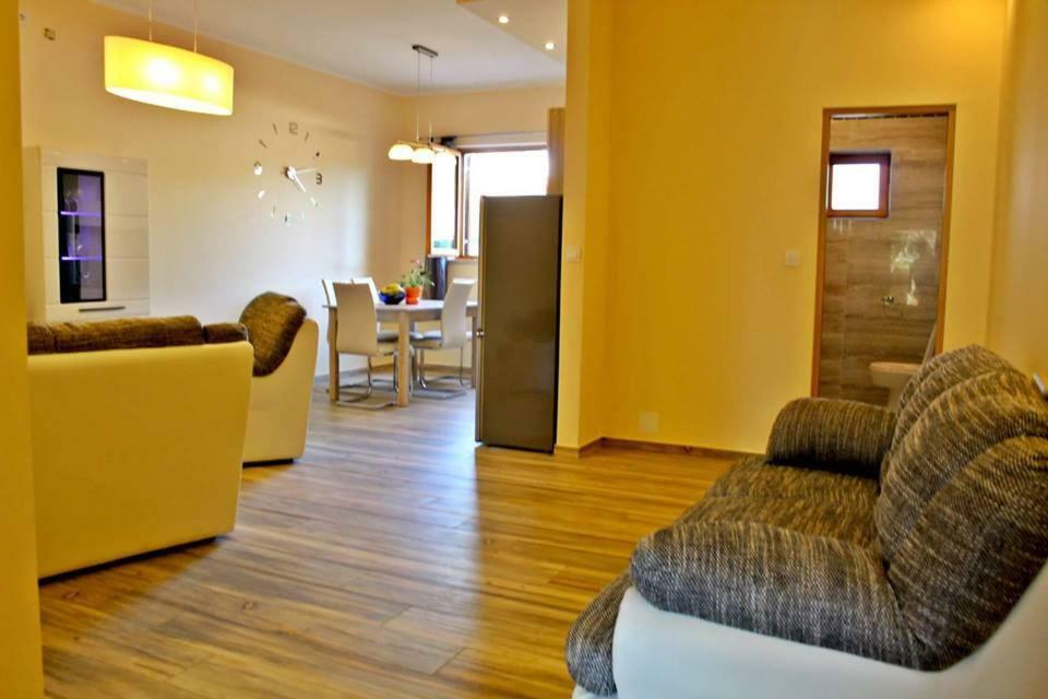 Apartments Klaudija Пула Екстер'єр фото