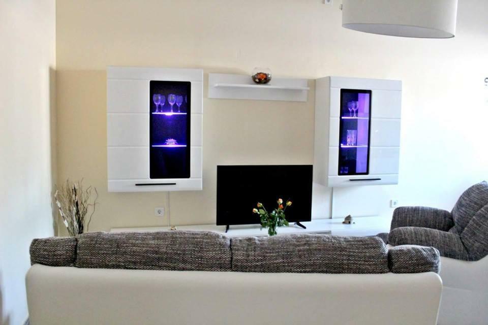 Apartments Klaudija Пула Екстер'єр фото